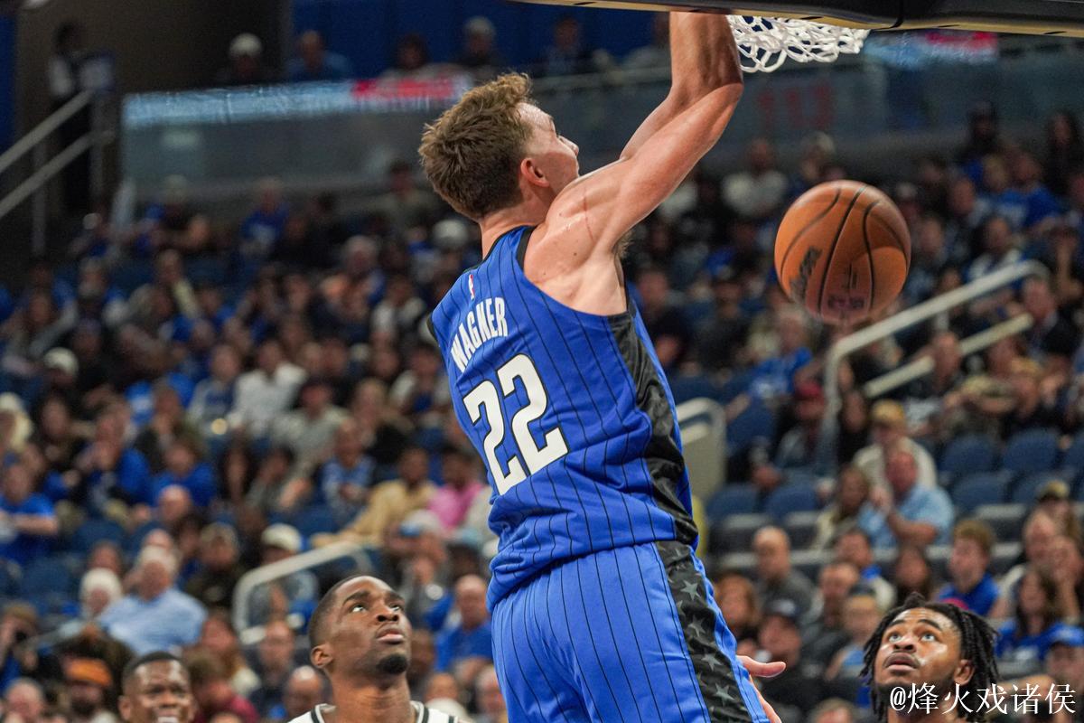 小瓦格纳狂砍35分魔术击败76人 老鹰终结雄鹿7连胜神话